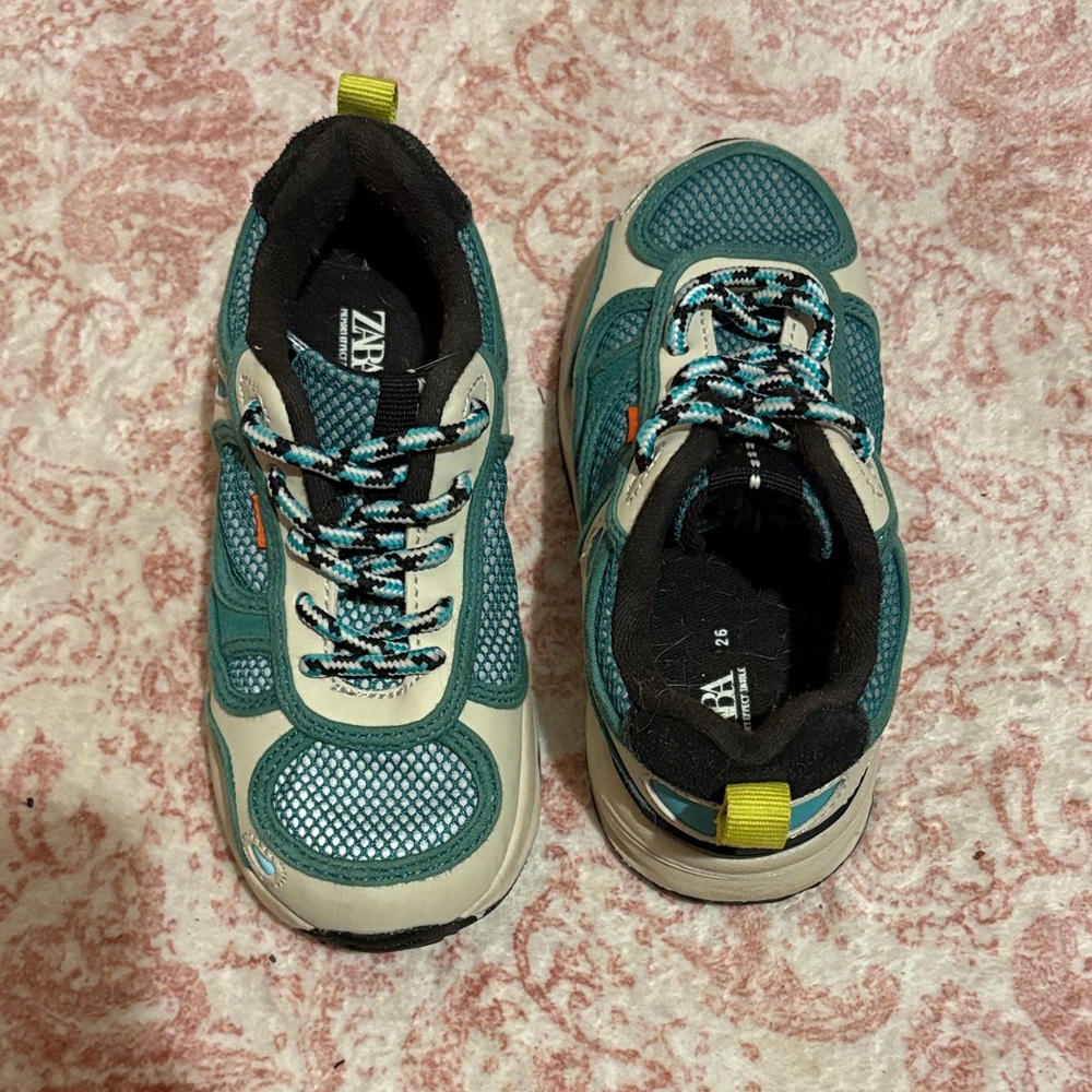 Zara Kids Sneakers in Teal and Cream